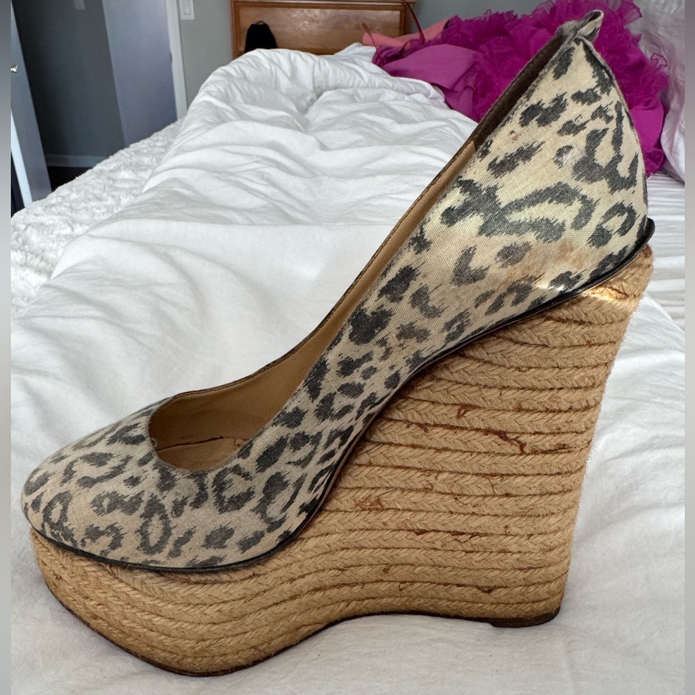 VERY USED CHARLOTTE OLYMPIA AVALON WEDGES.